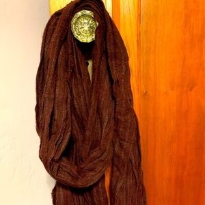 Zara woolen wrinkled scarf